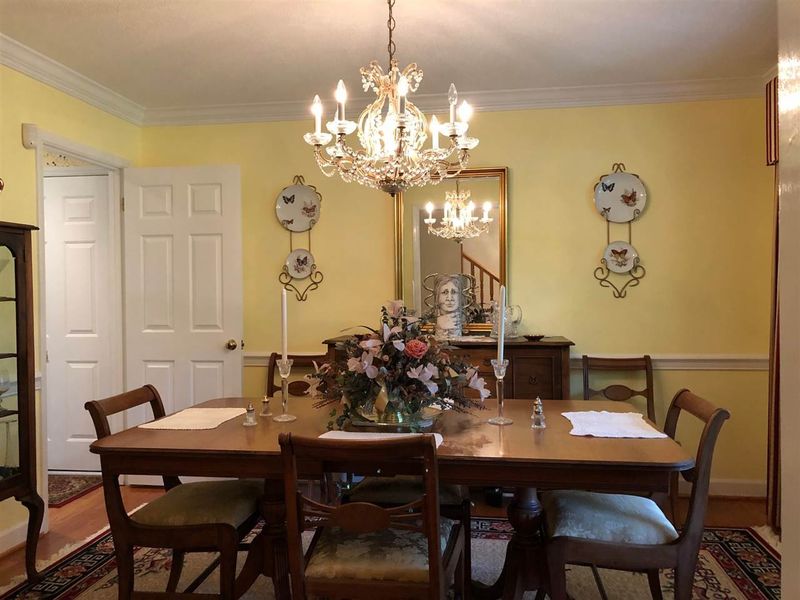 3907 Converse Dr, Raleigh, NC 27609