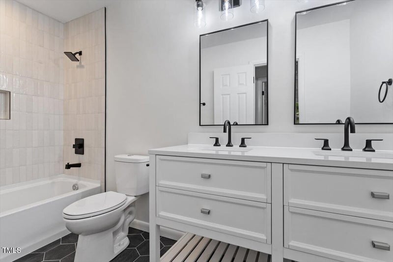 3907 Inwood Dr, Durham, NC 27705
