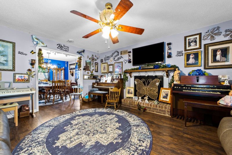 3907 Townsend St, Durham, NC 27704