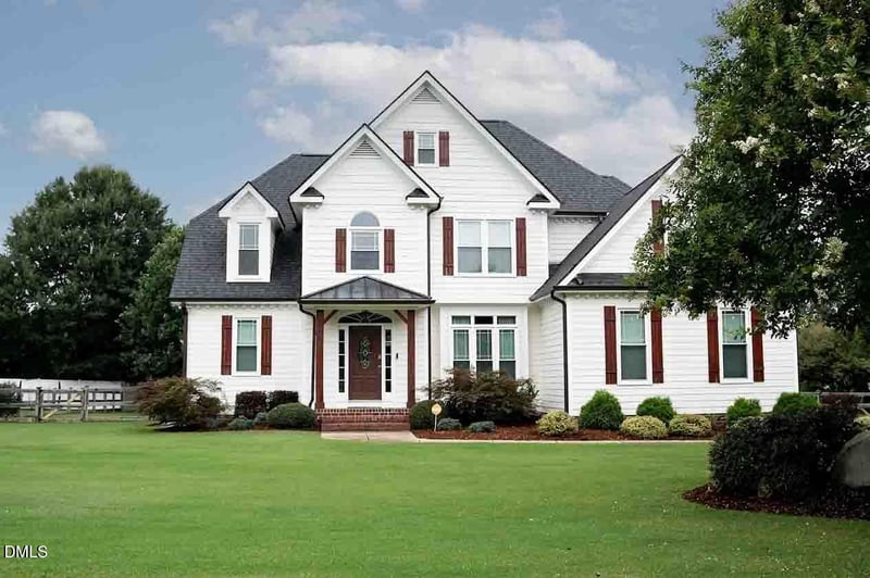 3908 Autumn Creek Dr, Fuquay Varina, NC 27526