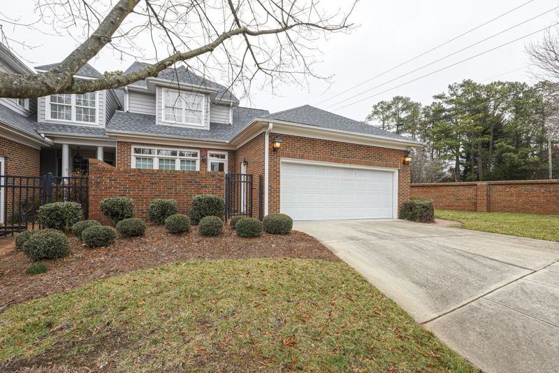 3908 Burwell Rollins Cir, Raleigh, NC 27612
