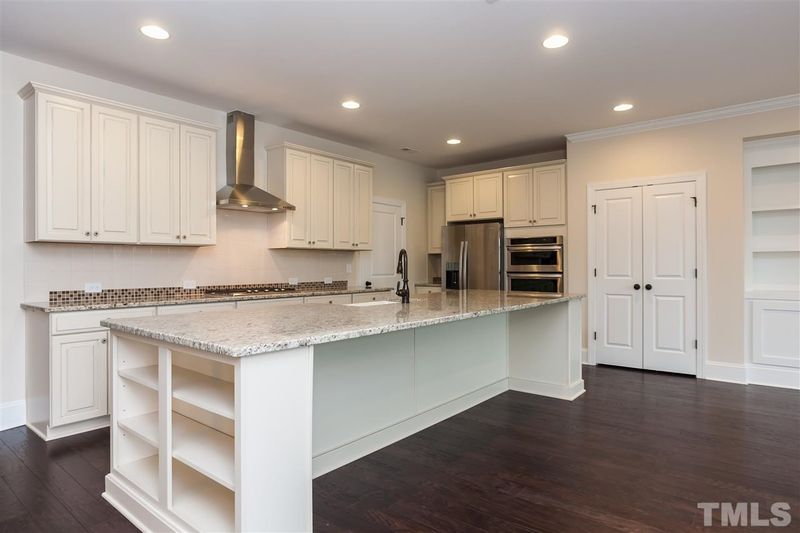 3908 Ivory Rose Ln, Raleigh, NC 27612