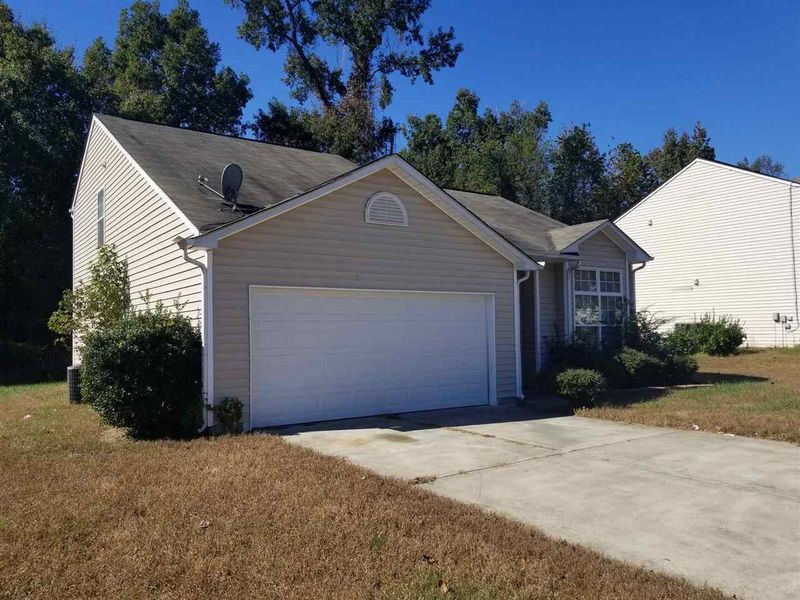 3908 Tyler Bluff Ln, Raleigh, NC 27616