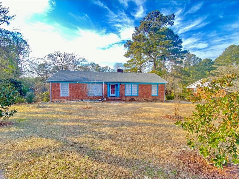 3909 Daytona Rd, Fayetteville, NC 28311