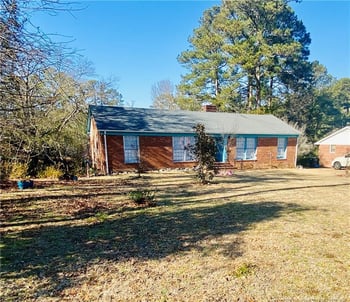 3909 Daytona Rd, Fayetteville, NC 28311