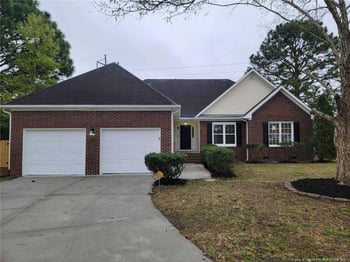 3909 Fairbanks Ct, Hope Mills, NC 28348