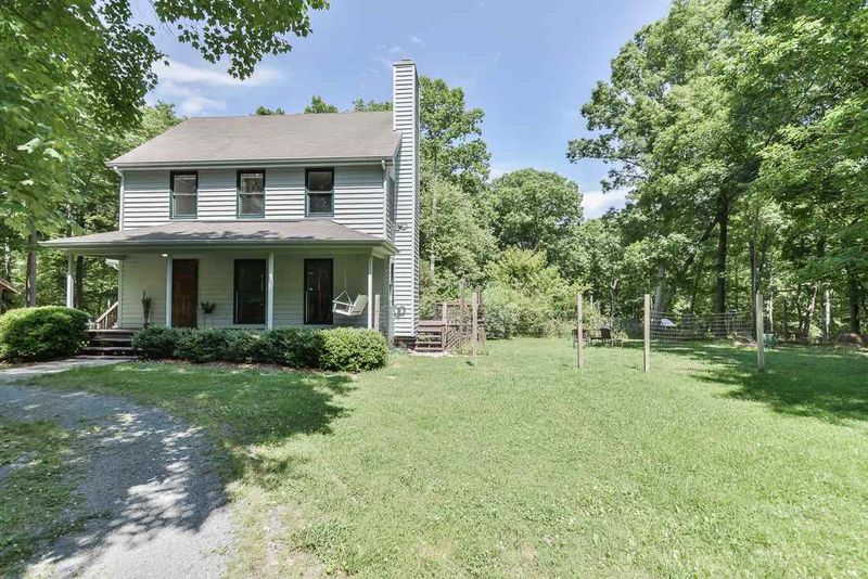 3909 Hawk Ridge Rd, Chapel Hill, NC 27516