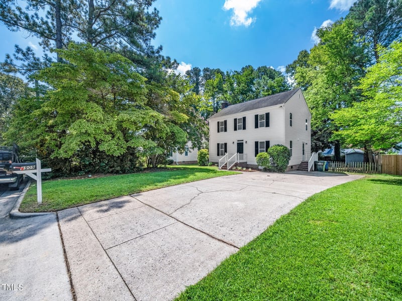 3909 Iron Horse Rd, Raleigh, NC 27616