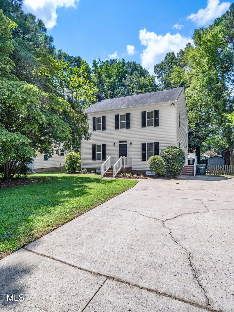 3909 Iron Horse Rd, Raleigh, NC 27616