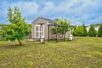 3909 Mendenhall Dr, Zebulon, NC 27597
