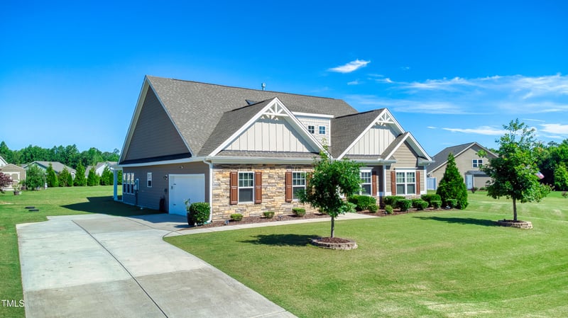 3909 Mendenhall Dr, Zebulon, NC 27597