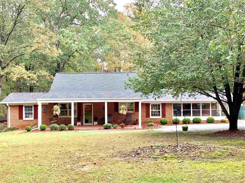 3909 Wake Forest Hw, Durham, NC 27703