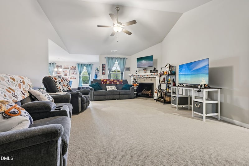 391 Byrdtown Rd, Benson, NC 27504