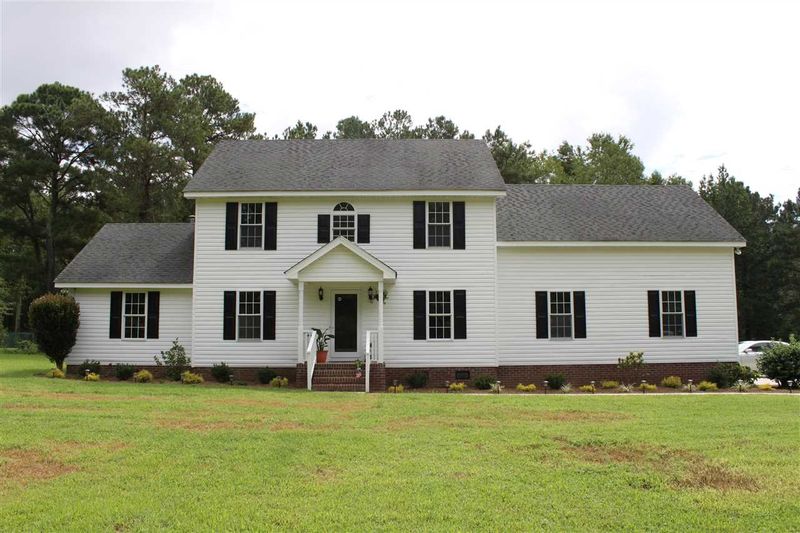 391 Camellia Rd, Angier, NC 27501