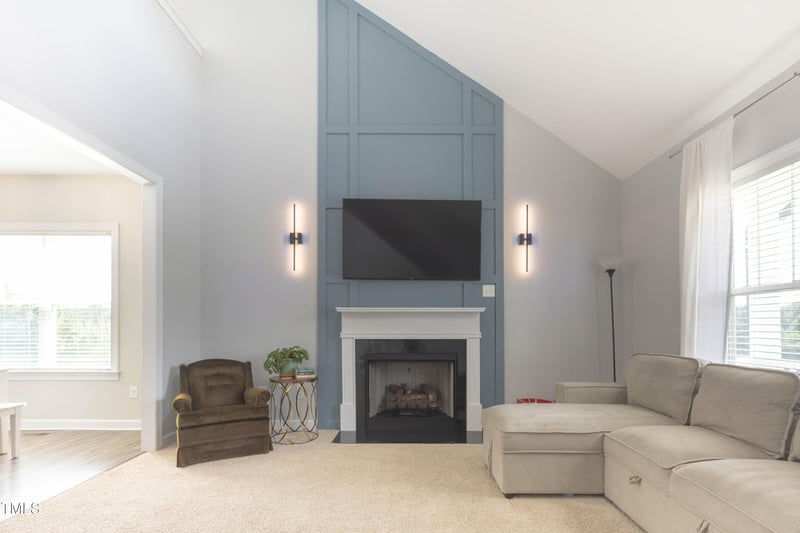 391 Crystal Creek Dr, Clayton, NC 27520