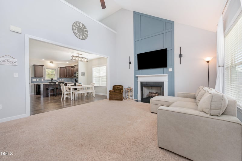 391 Crystal Creek Dr, Clayton, NC 27520