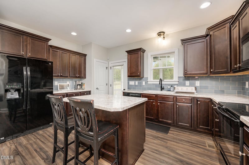 391 Crystal Creek Dr, Clayton, NC 27520