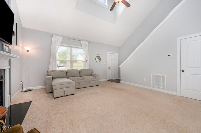 391 Crystal Creek Dr, Clayton, NC 27520