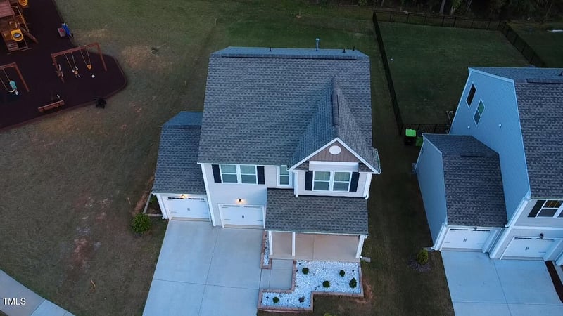 391 Curling Crk Dr, Clayton, NC 27527