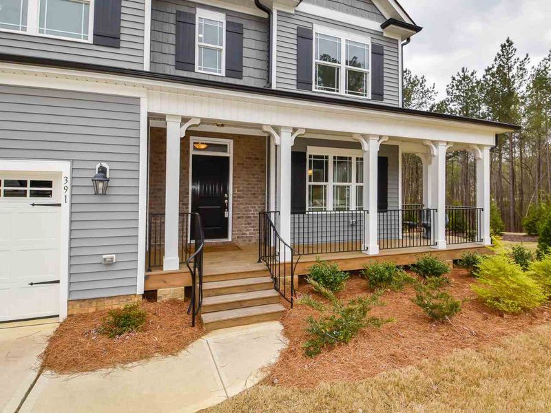 391 Glamorgan Dr, Clayton, NC 27517
