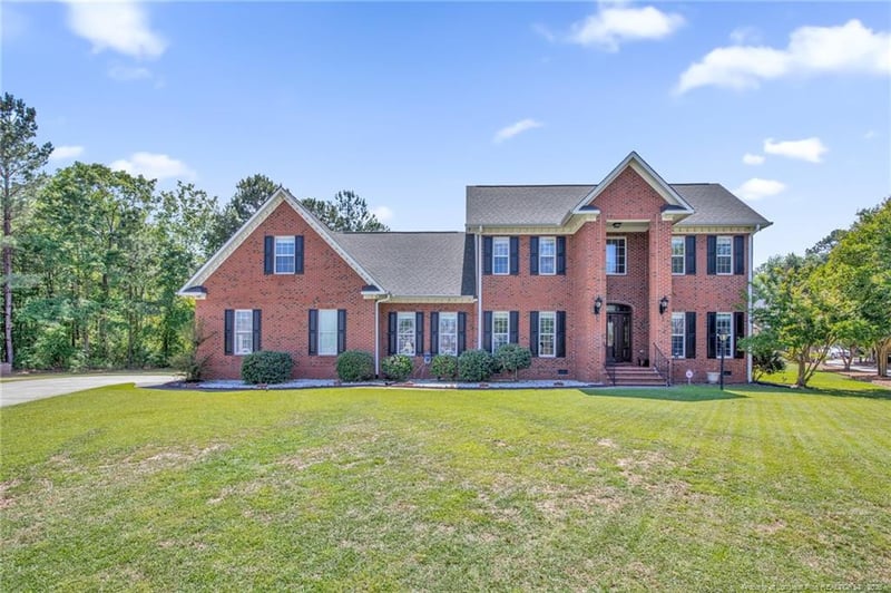 3910 Bent Grass Dr, Fayetteville, NC 28312