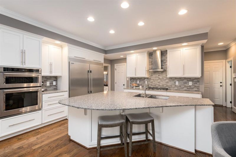 3910 Chippenham Rd, Durham, NC 27707