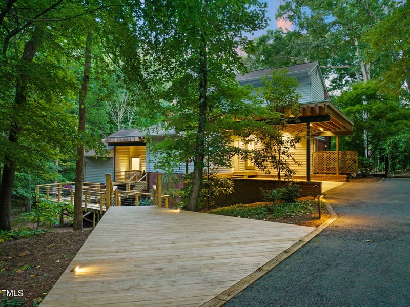 3910 Somerset Dr, Durham, NC 27707