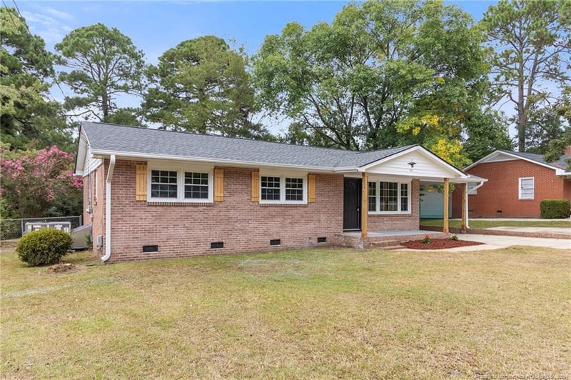 3910 Village Dr, Fayetteville, NC 28304