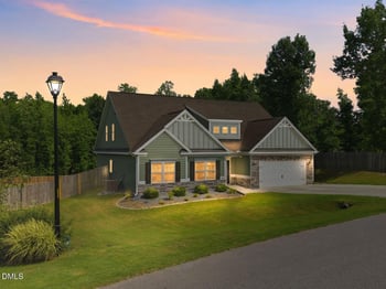 3912 Mendenhall Dr, Zebulon, NC 27597
