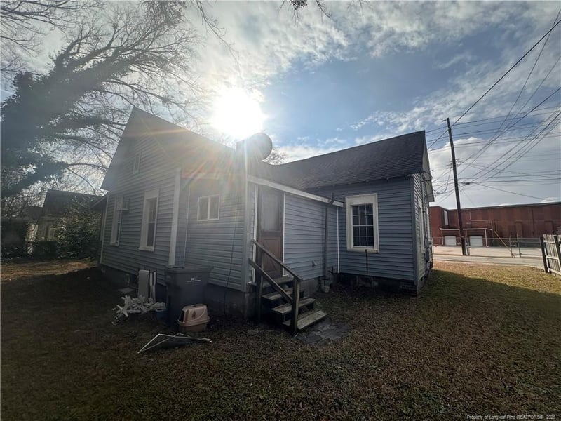 3913 Ellison St, Hope Mills, NC 28348