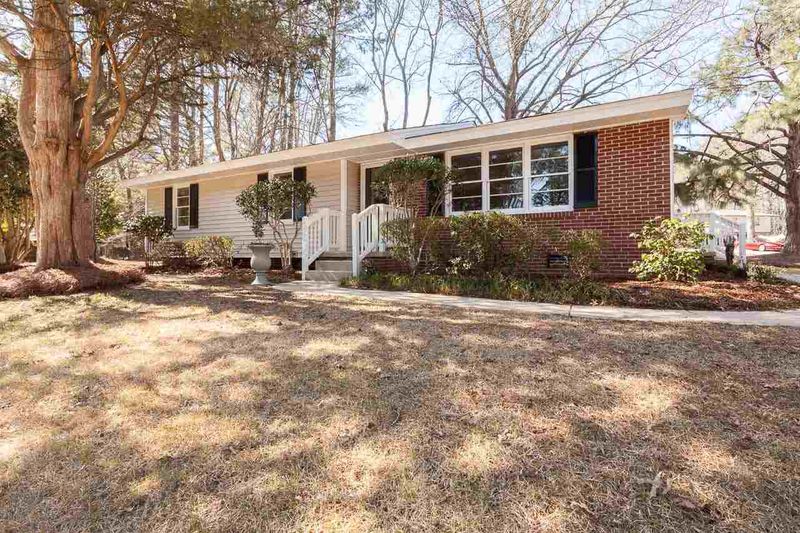 3913 Ingram Dr, Raleigh, NC 27604