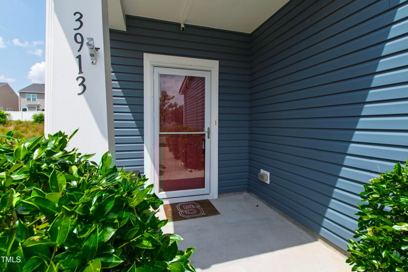 3913 Massey Pointe Ct, Raleigh, NC 27616