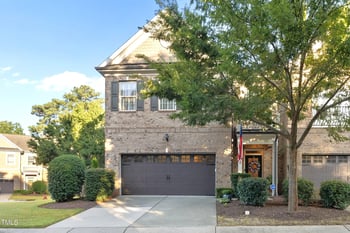 3915 Essex Garden Ln, Raleigh, NC 27612