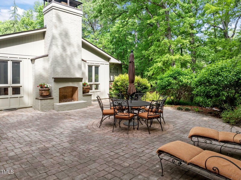 3915 Nottaway Rd, Durham, NC 27707