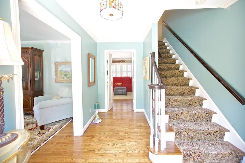 3915 St Marks Rd, Durham, NC 27707