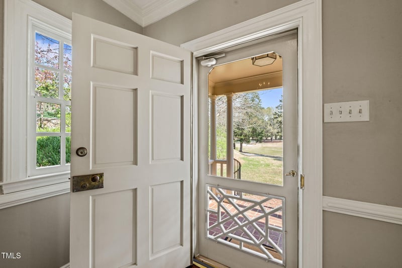 3916 Dover Rd, Durham, NC 27707