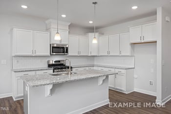 3916 Well Fleet Dr, Fuquay Varina, NC 27526