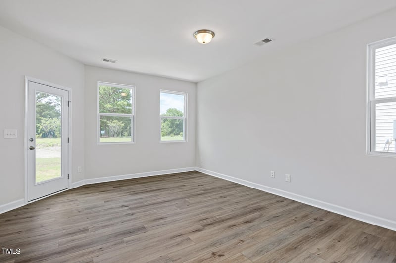 3916 Well Fleet Dr, Fuquay Varina, NC 27526