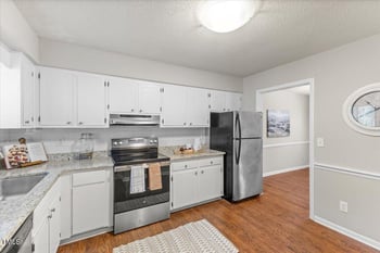 3916 Wendy Ln, Raleigh, NC 27606