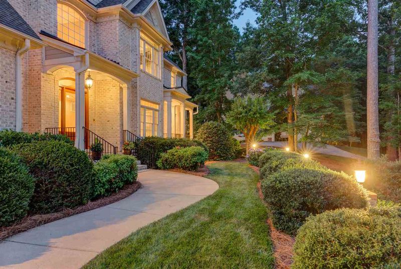 3917 Orchard Point Ct, Apex, NC 27539