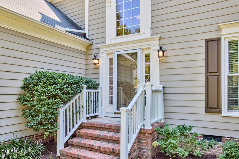 3917 Springstop Ln, Durham, NC 27705