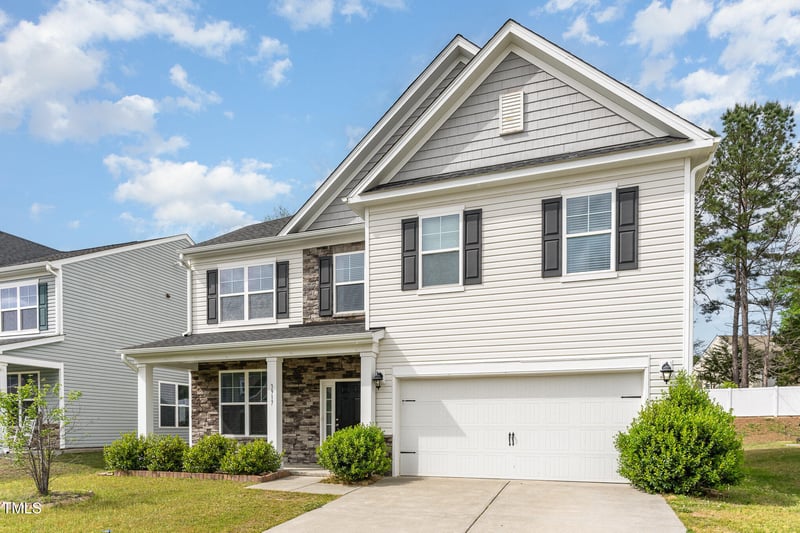 3917 White Kestrel Dr, Raleigh, NC 27616
