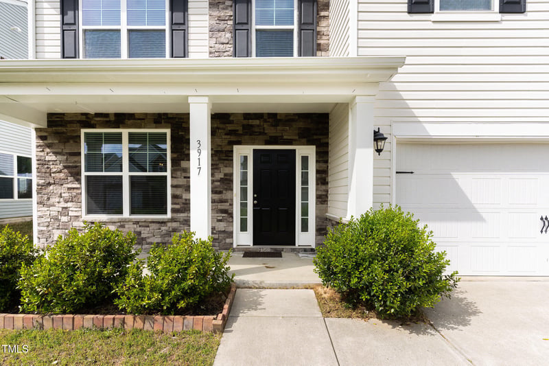 3917 White Kestrel Dr, Raleigh, NC 27616