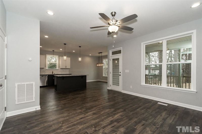3918 Copper Trace Dr, Haw River, NC 27528