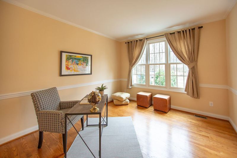 3918 Somerset Dr, Durham, NC 27707