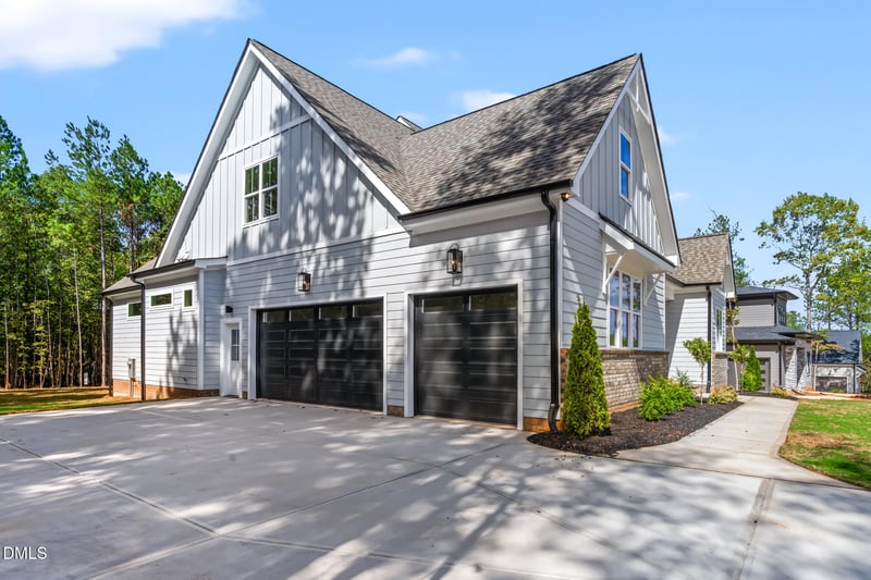 3919 Cedar Knolls Dr, Youngsville, NC 27596