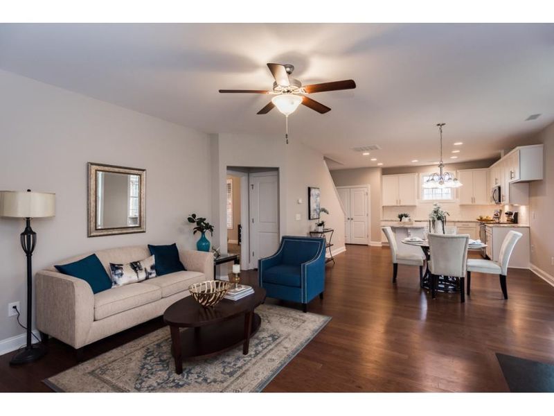 392 Mockingbird Ln, Mebane, NC 27302
