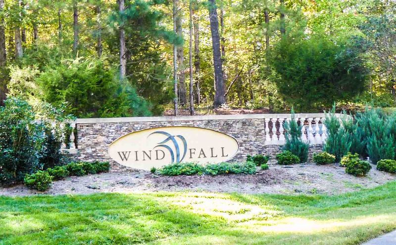 392 Ocoee Falls Dr, Chapel Hill, NC 27517