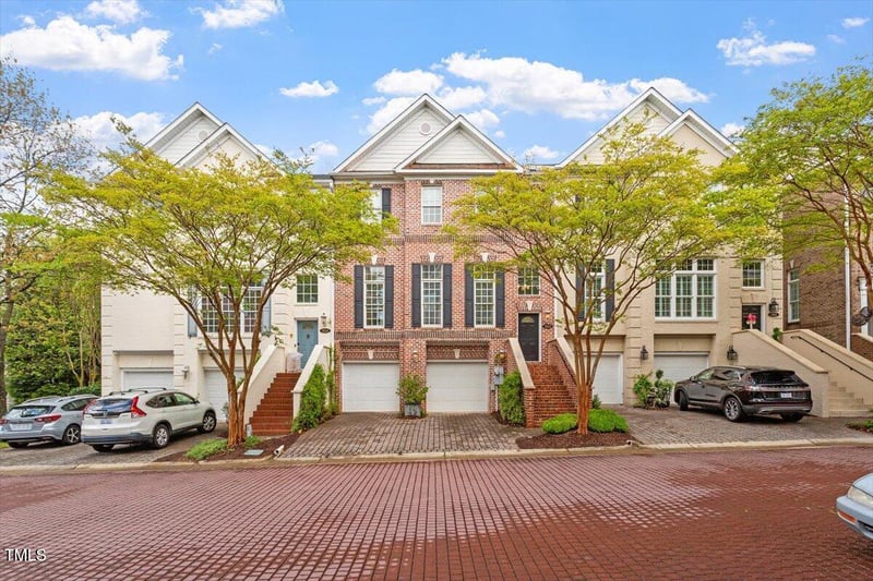3920 Bentley Brook Dr, Raleigh, NC 27612
