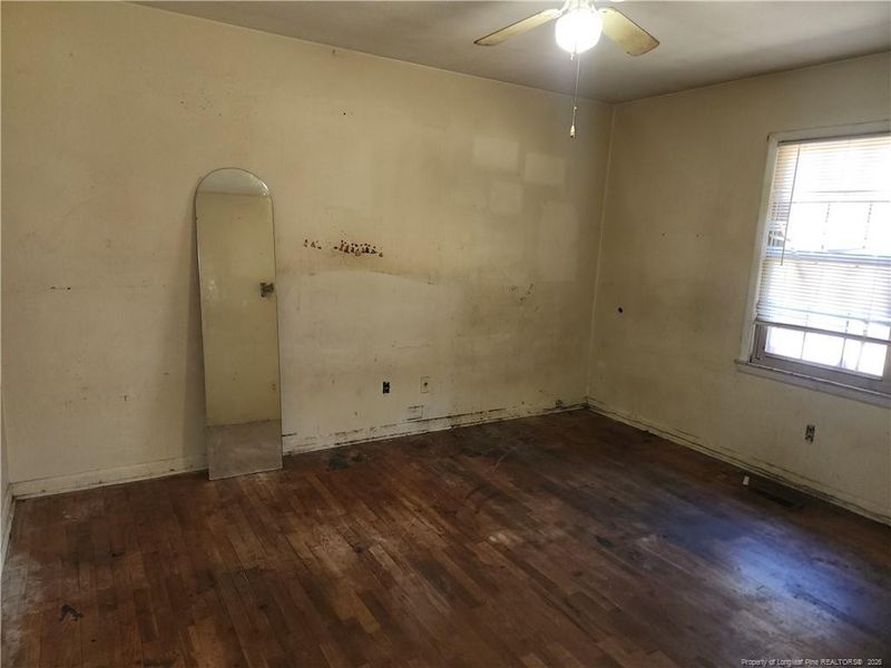 3920 Donna St, Fayetteville, NC 28306